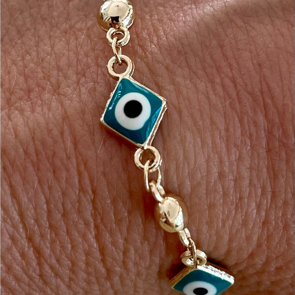 18k Gold Plated Turquoise Evil Eye Bracelet - Picture 4 of 7